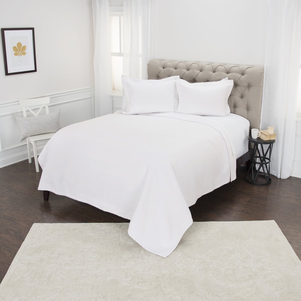 White Checkered King Quilt