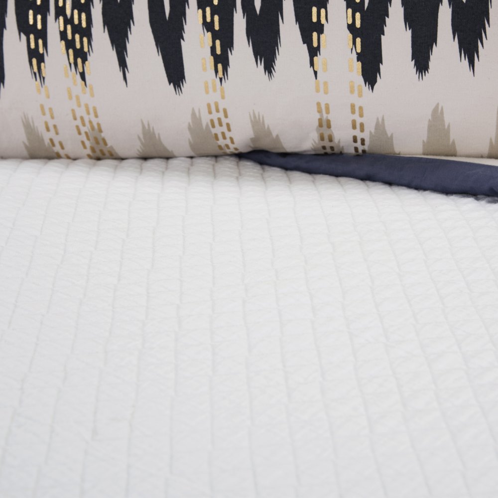White Checkered King Quilt