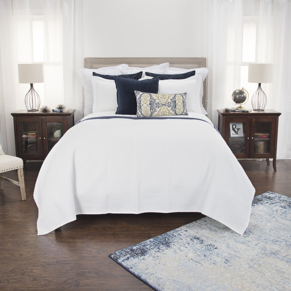 White Checkered King Quilt