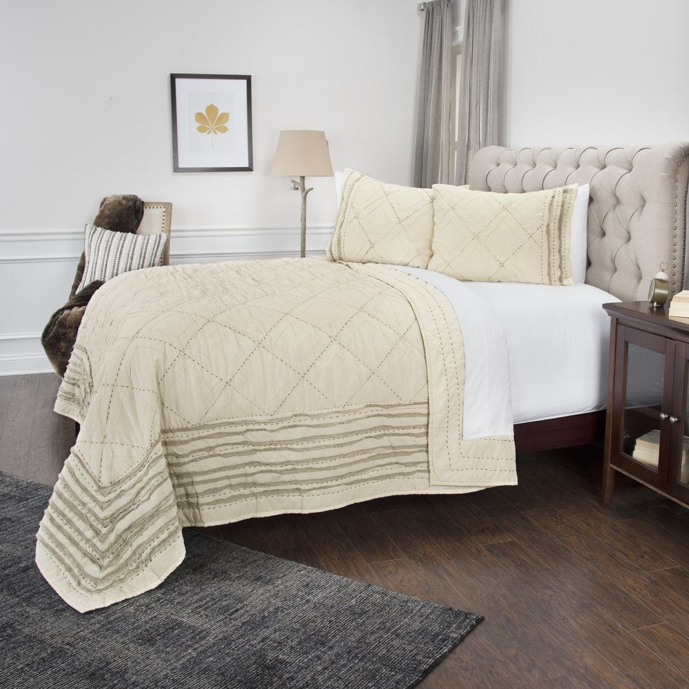 Ivory Geometric King Kantha Stitch Quilt With Shams