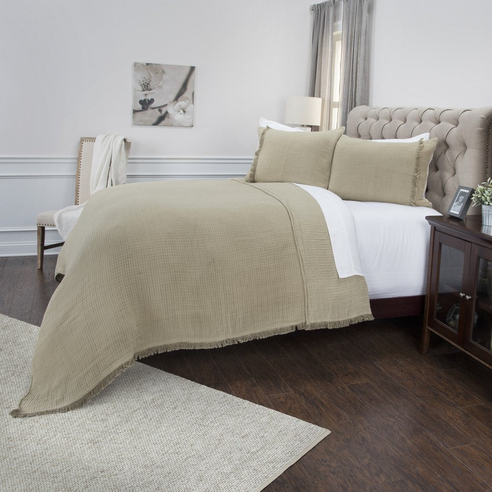 Natural Checkered Queen Quilt