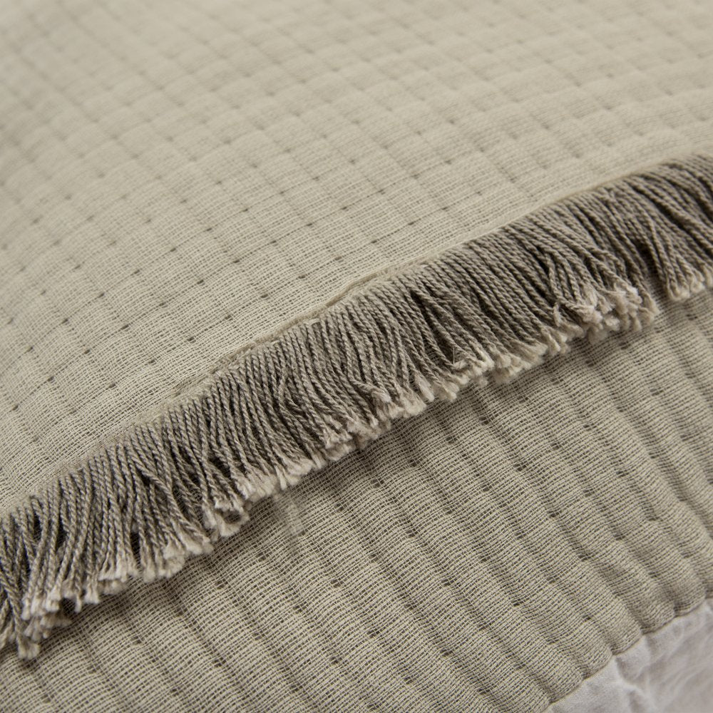 Natural Checkered Queen Quilt