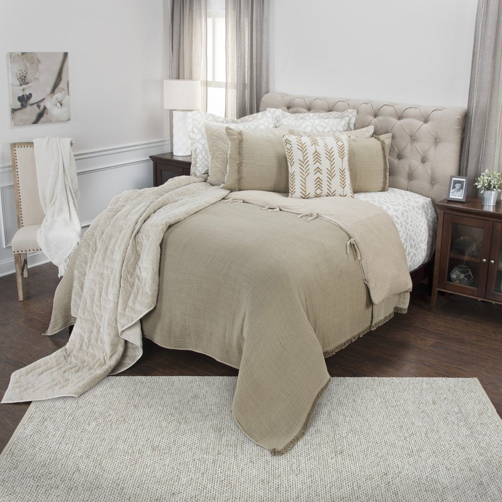 Natural Checkered Queen Quilt