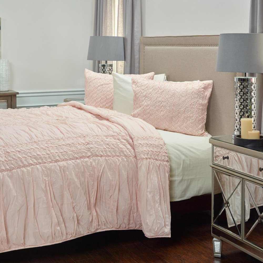 Pink Geometric Queen Quilt