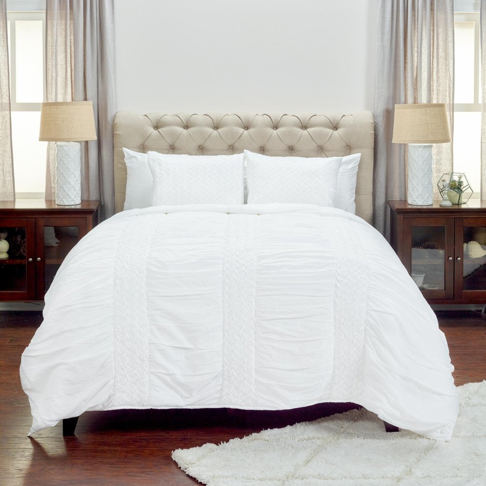 White Geometric King Quilt