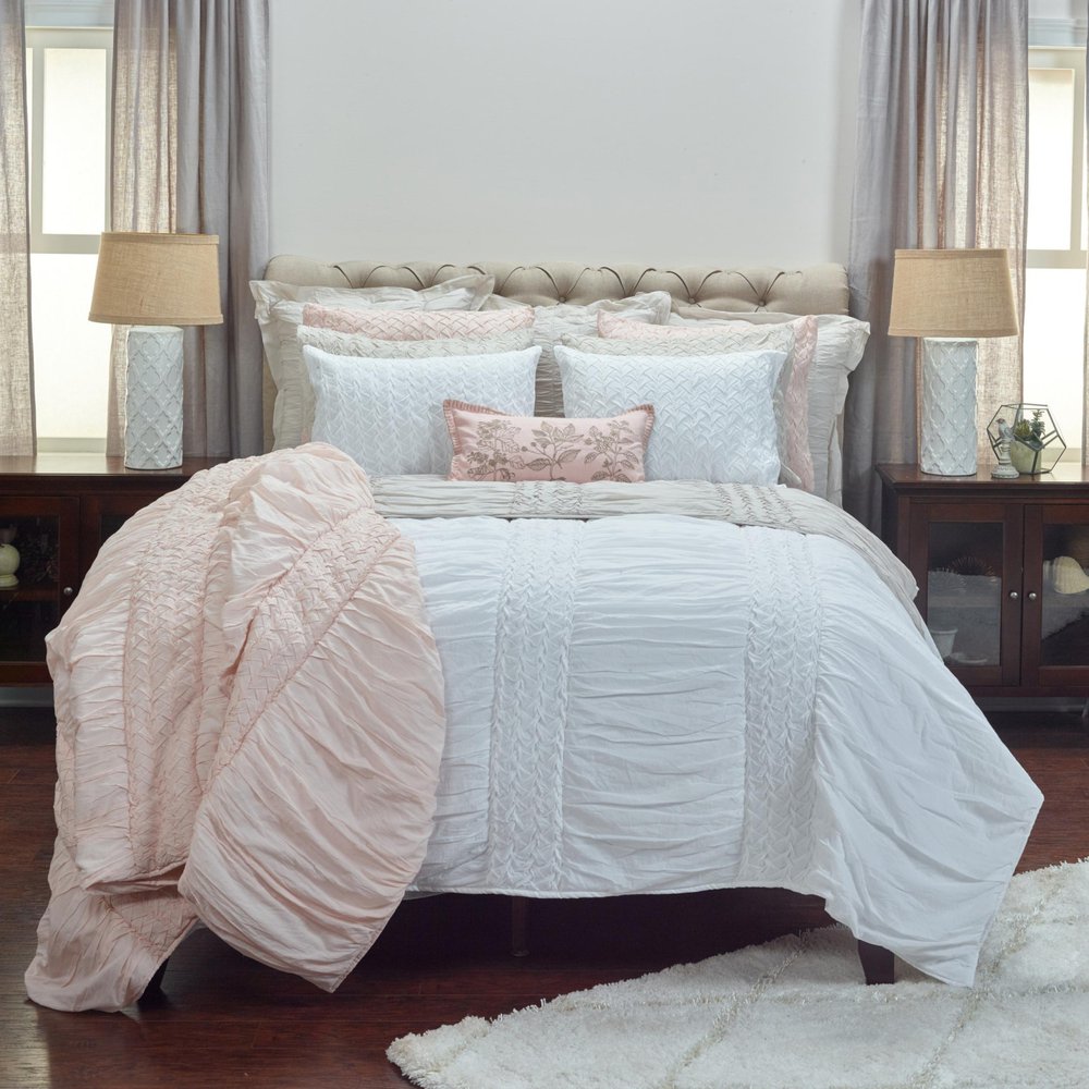 White Geometric King Quilt