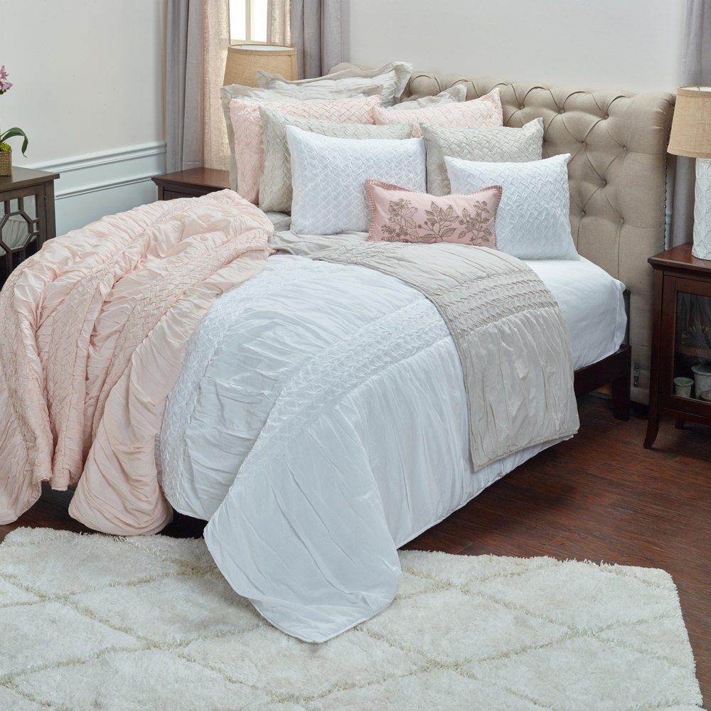 White Geometric King Quilt