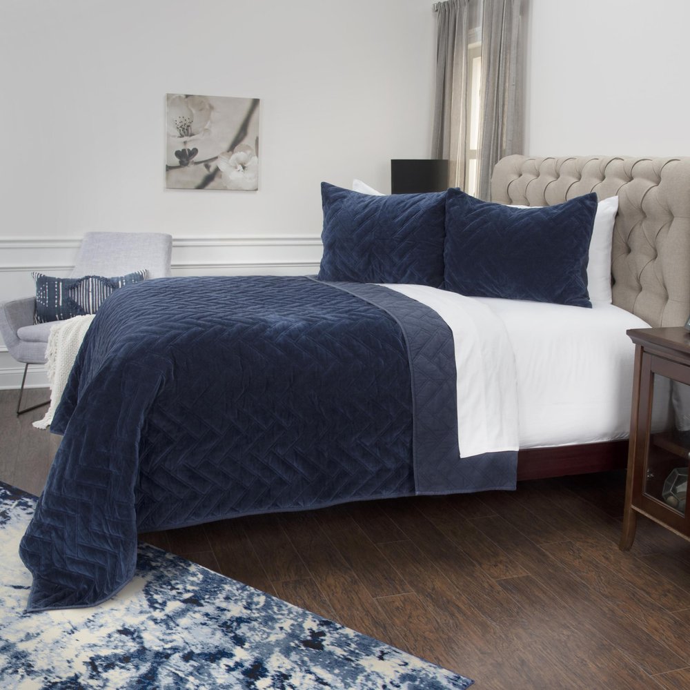 Indigo Geometric Queen Quilt