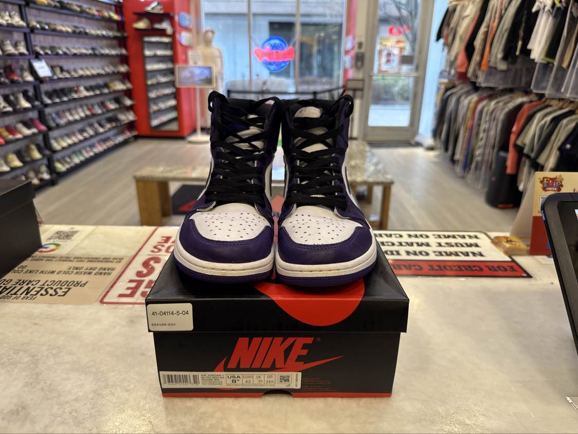 PRE OWNED Jordan 1 Retro High Court Purple White "8.5 M"