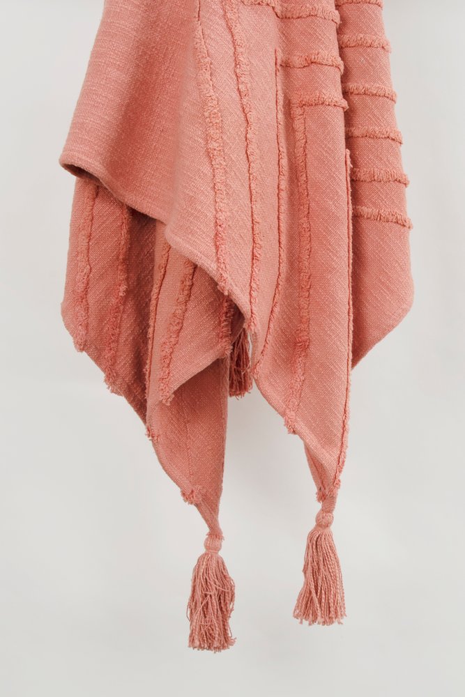 50" X 60" Coral Cotton Woven Geometric Throw Blanket with Tassels