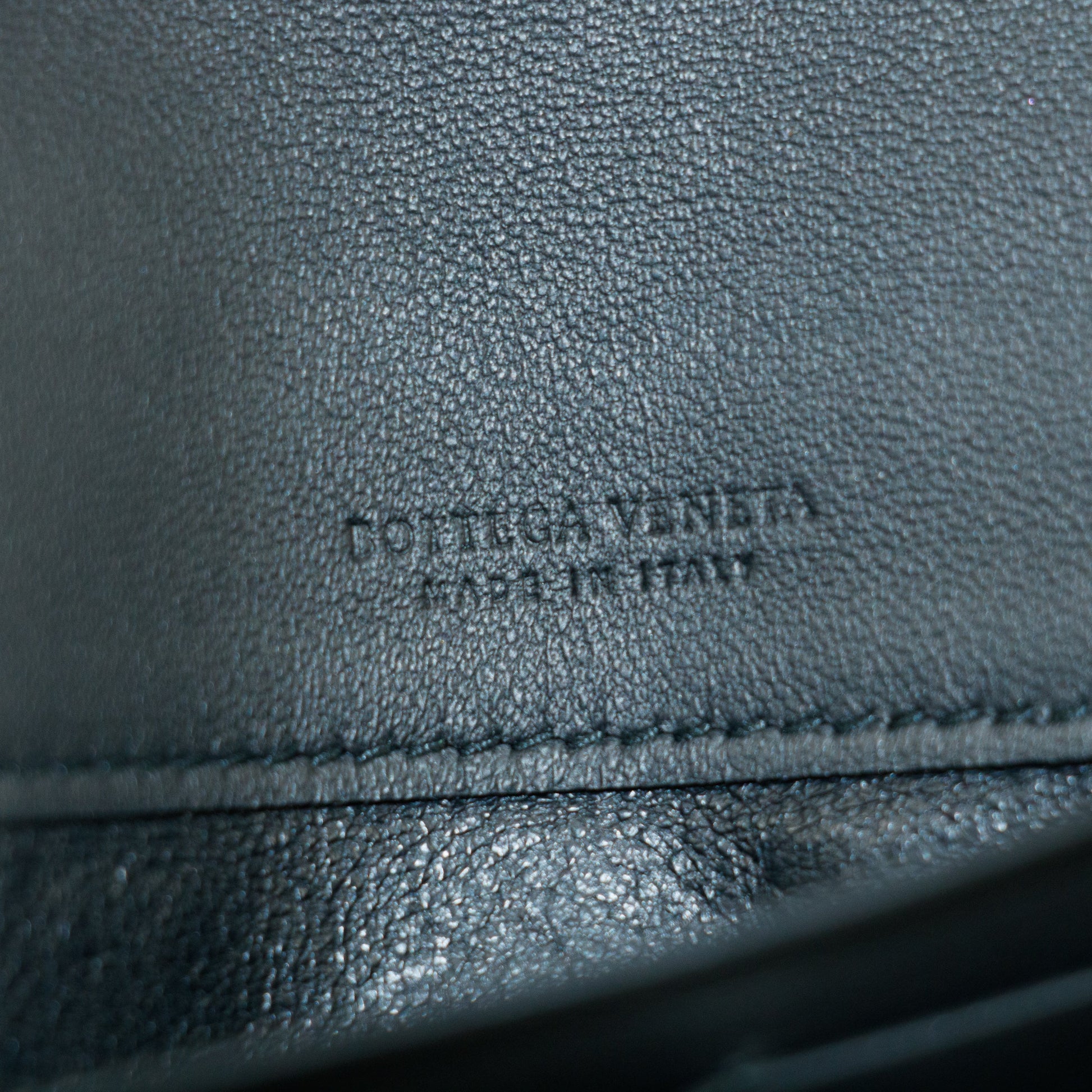 Bottega Veneta Intrecciato Black Bifold Long Wallet #5197