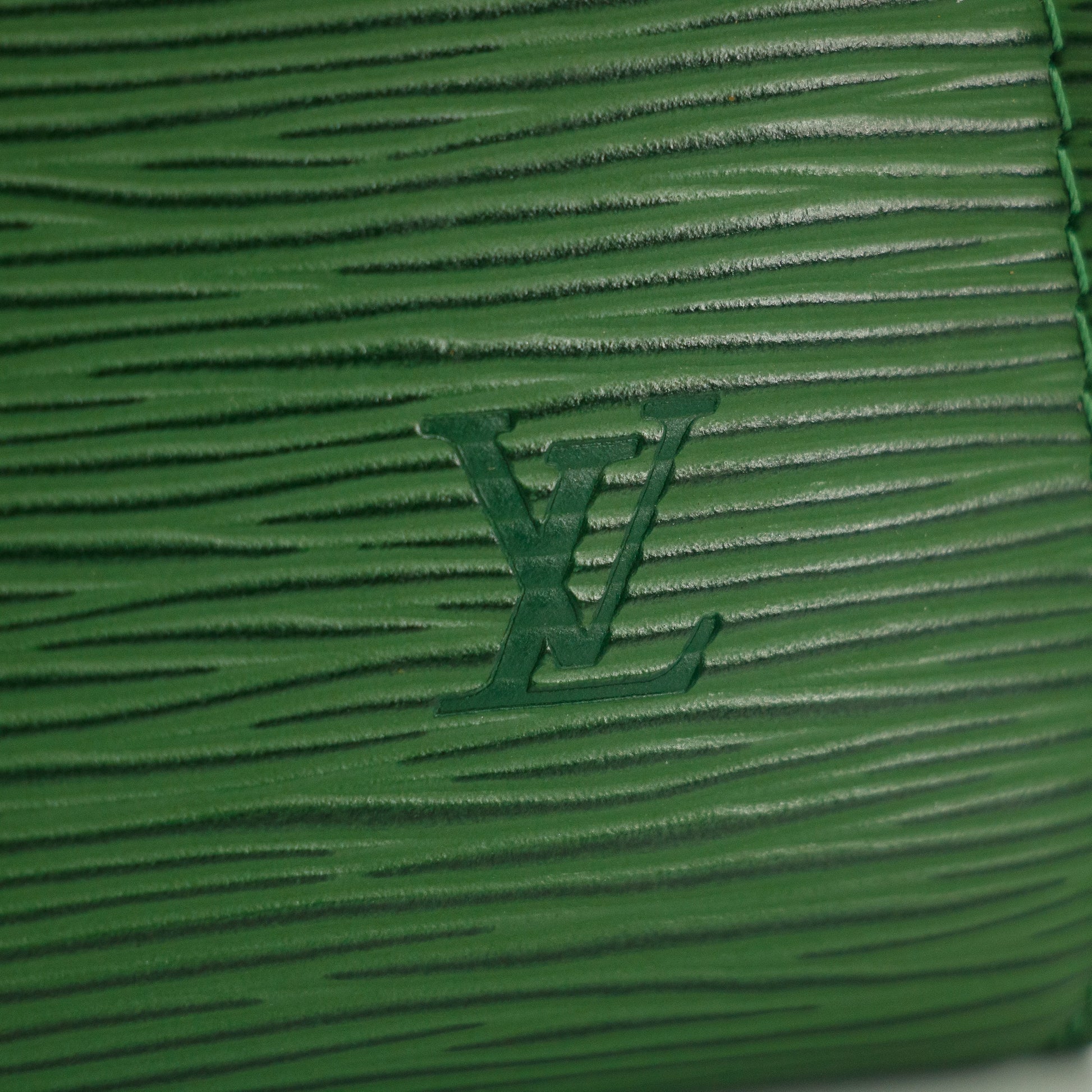 Louis Vuitton Epi Leather Green Pochette Shoulder Bag #5274