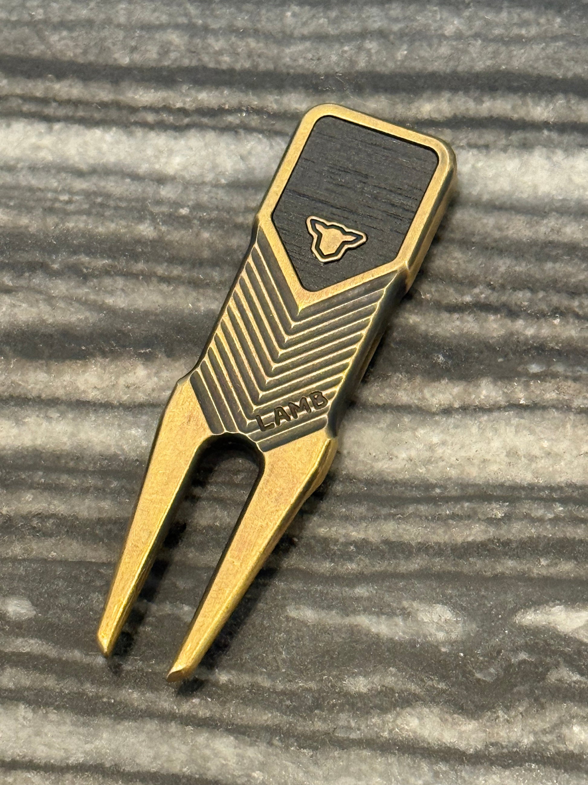 Tyson Lamb Crafted Lumberjack Divot Tool