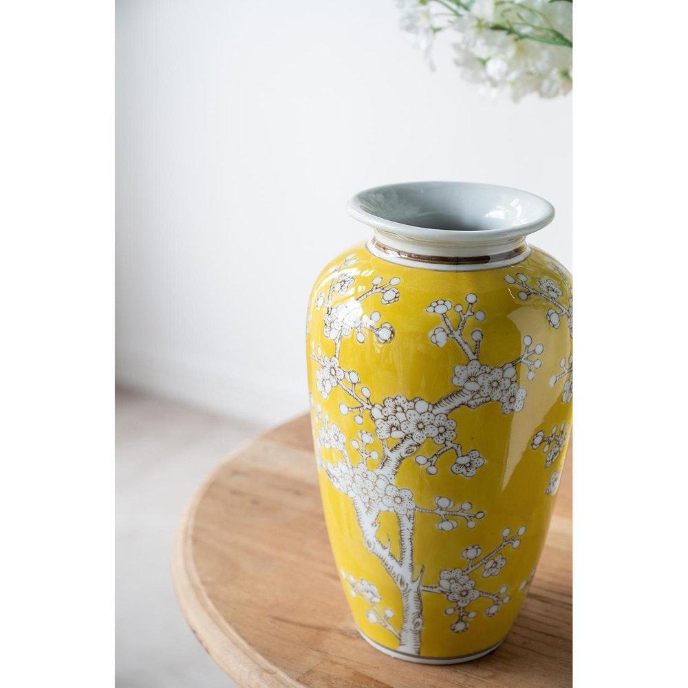 11" Yellow And White Floral Porcelain Round Table Vase