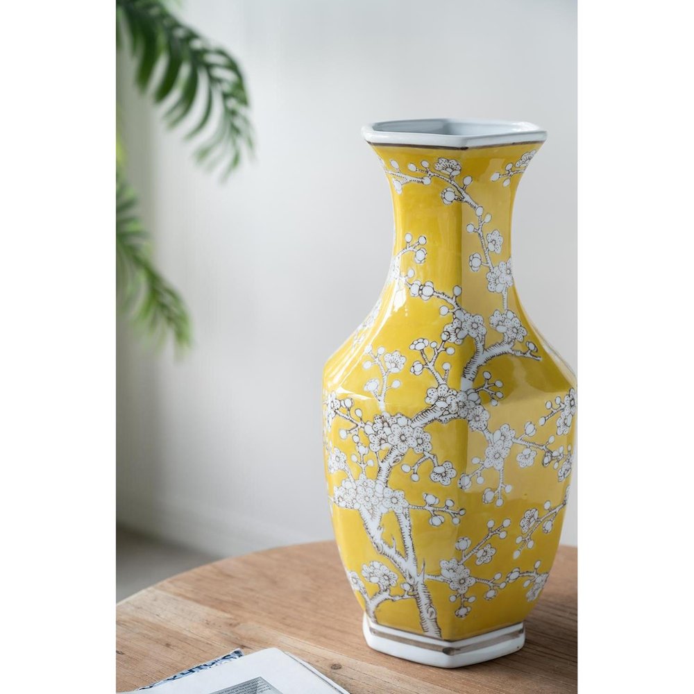14" Yellow And White Floral Porcelain Round Table Vase