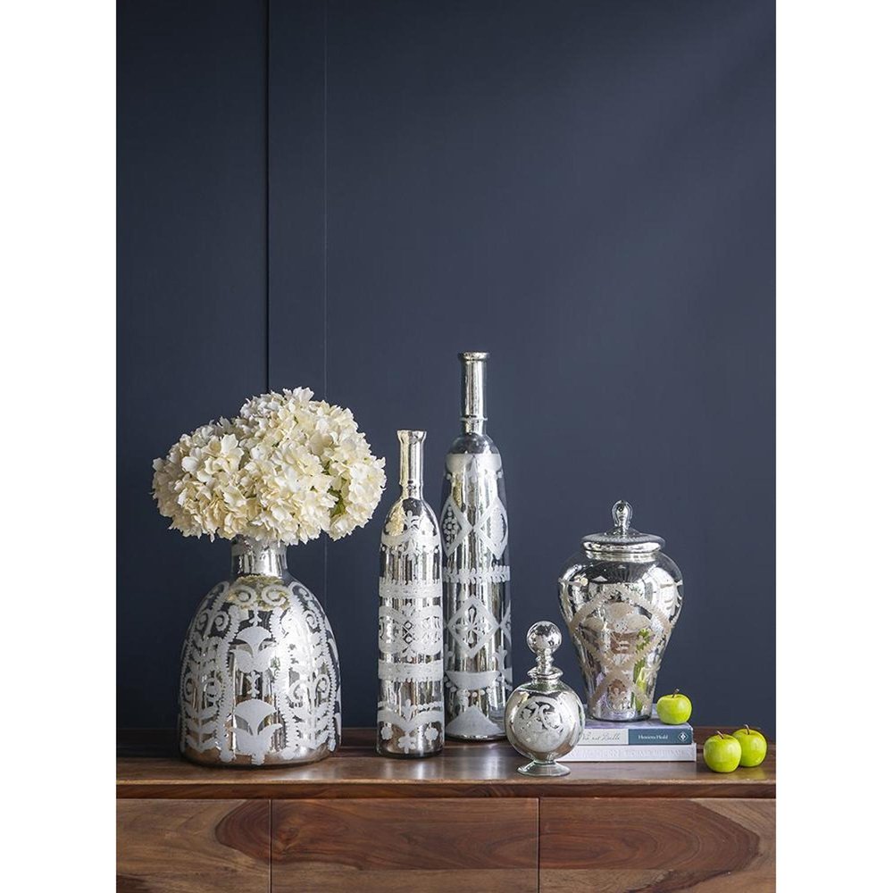 30" Silver Floral Glass Round Table Vase