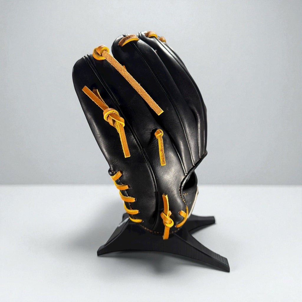 Marucci Capitol Series 11.50” RHT Baseball Glove – Black/Gold – Brand New!