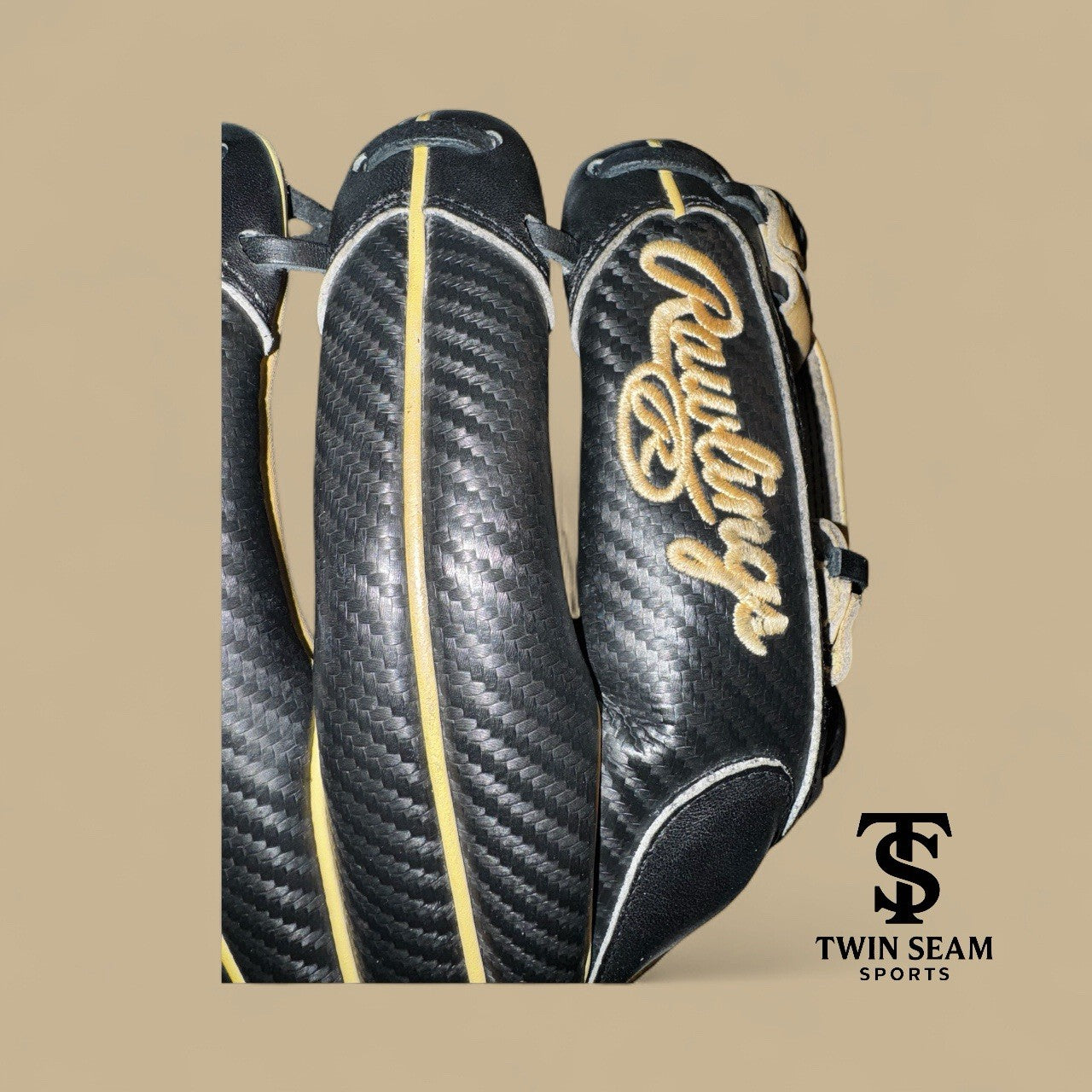 Rawlings HOH PRO204-2CBC -RHT- 11.5”. Carbon Fiber/Black/Gold