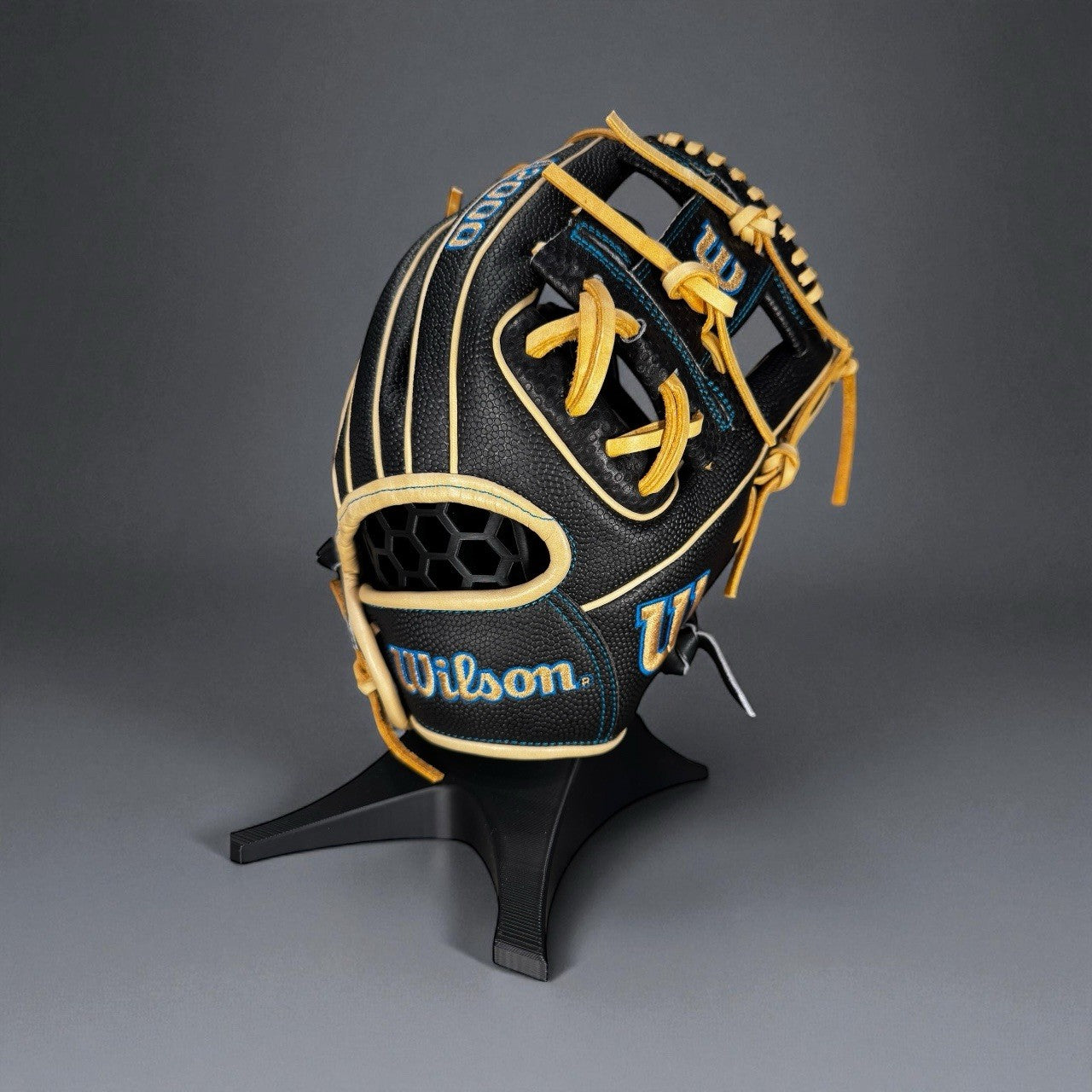 Wilson A2000 SuperSkin DP15 Spin Control Baseball Glove 11.5". New With Tags