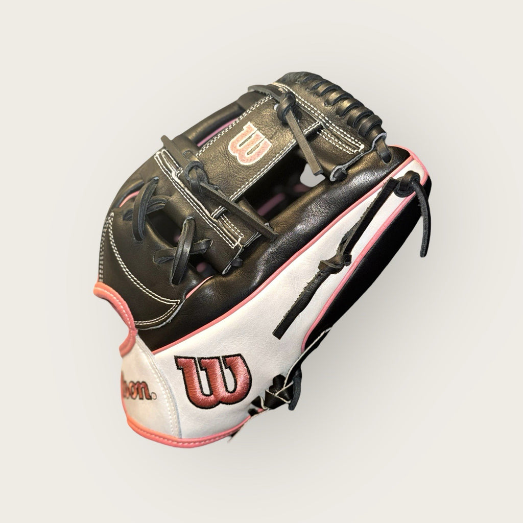 🌟 Wilson A2000 H12 12” Fastpitch Softball Glove – Black/Pink/White 🌟