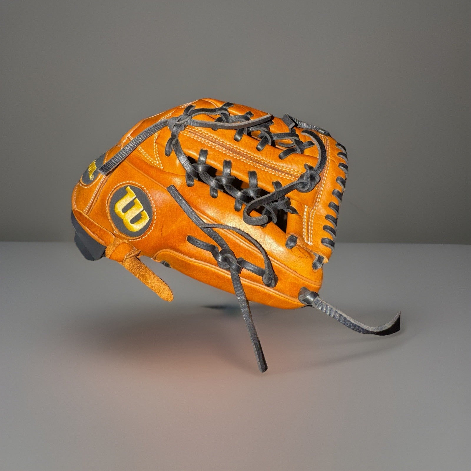 Wilson A900 Baseball Glove 11.75” Infield A09RB201175 – Right Hand Throw
