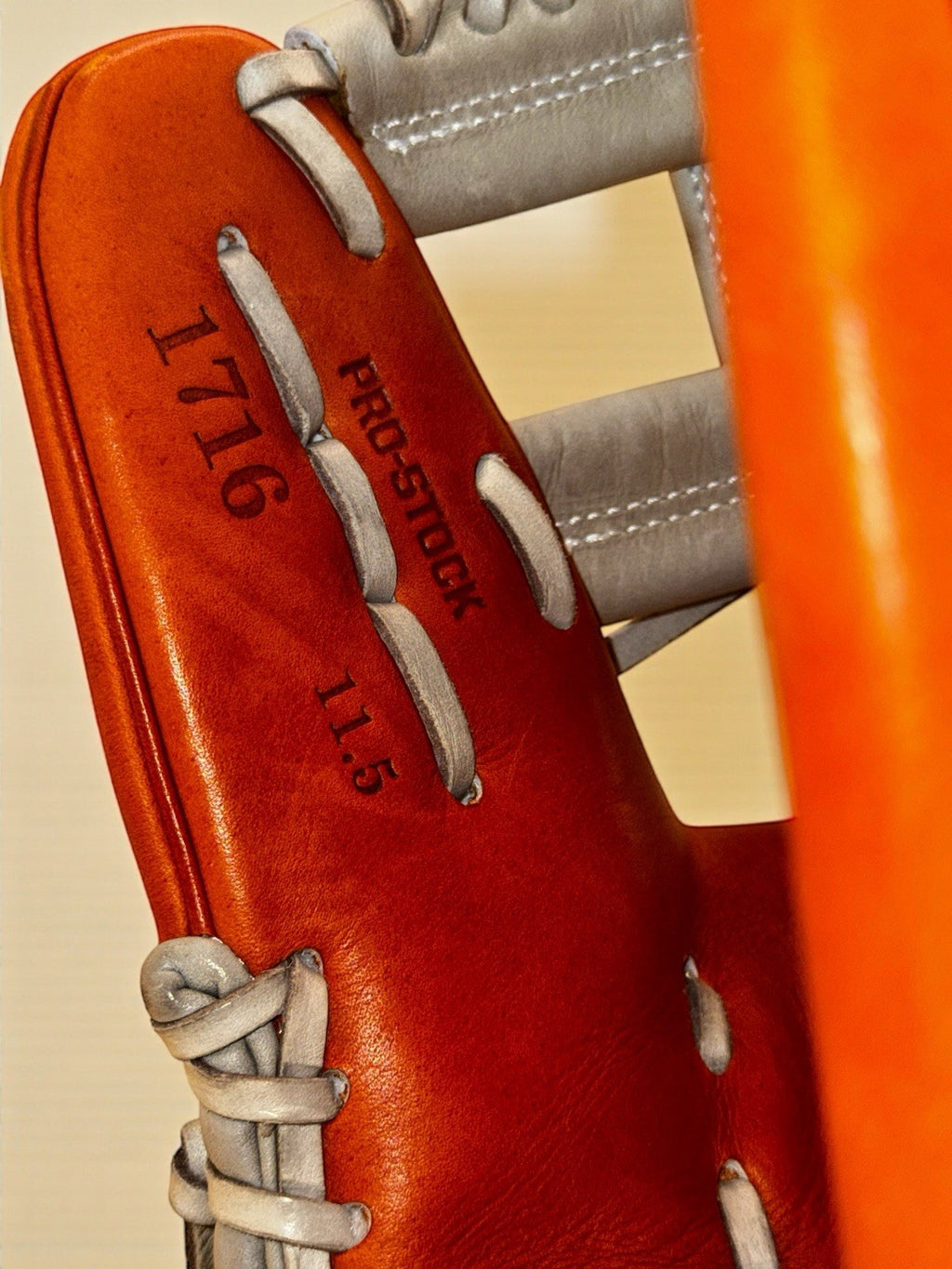 Wilson A2000 1716 11.5” Infield Glove – “The Silver Fox” – RHT