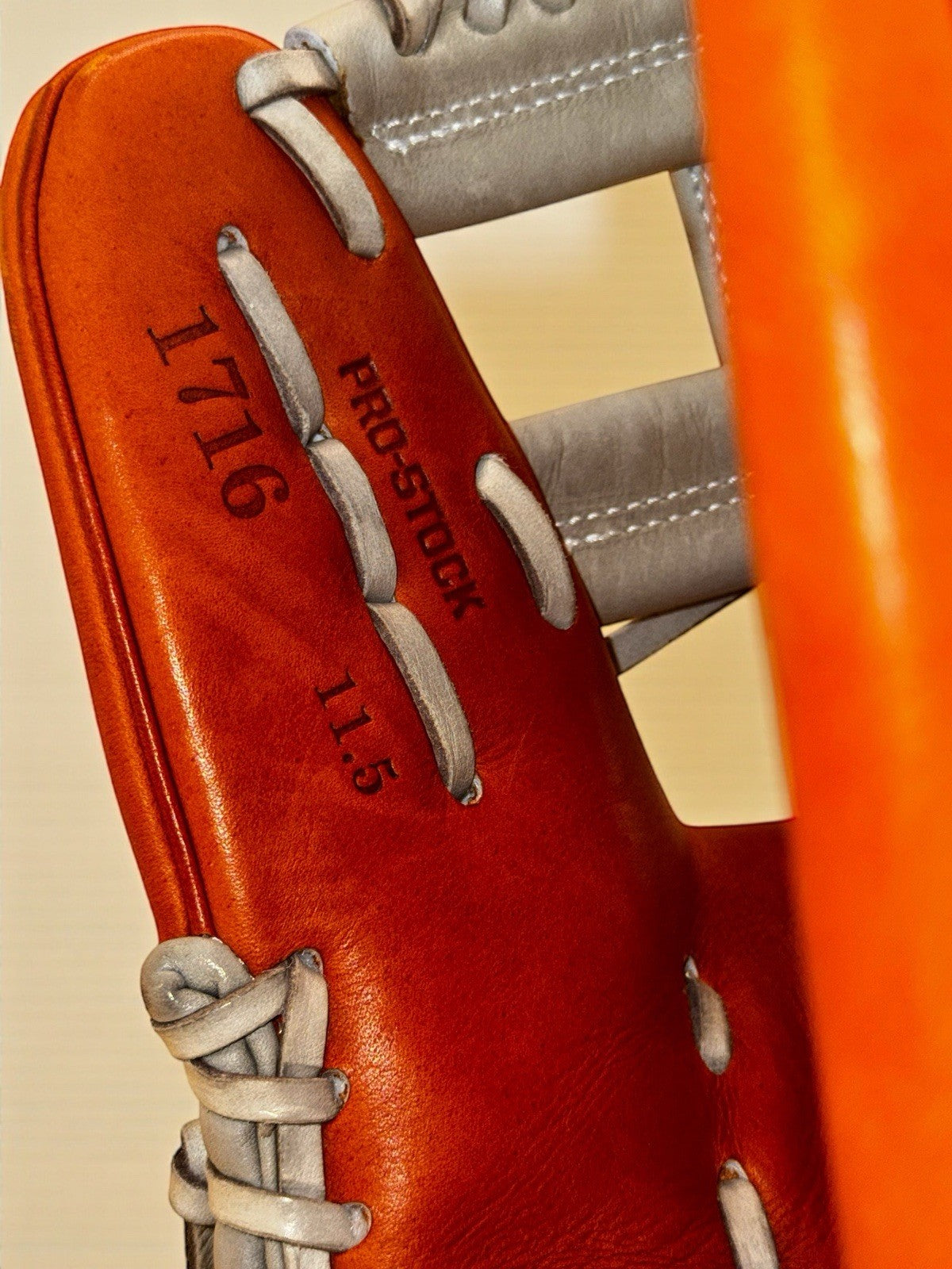 Wilson A2000 1716 11.5” Infield Glove – “The Silver Fox” – RHT