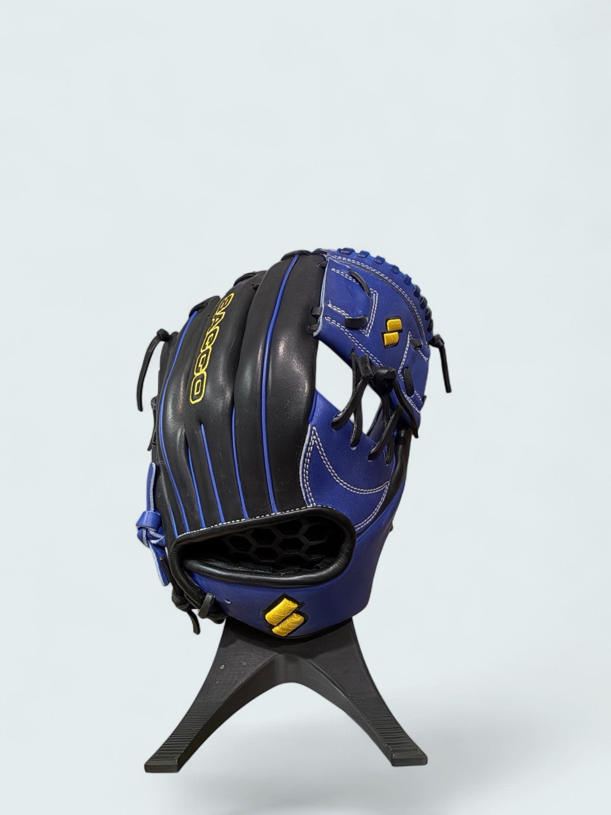 SACCO 11.75” Japanese Kip Leather Infield Glove RHT New w/o Tags -  Blue & Black