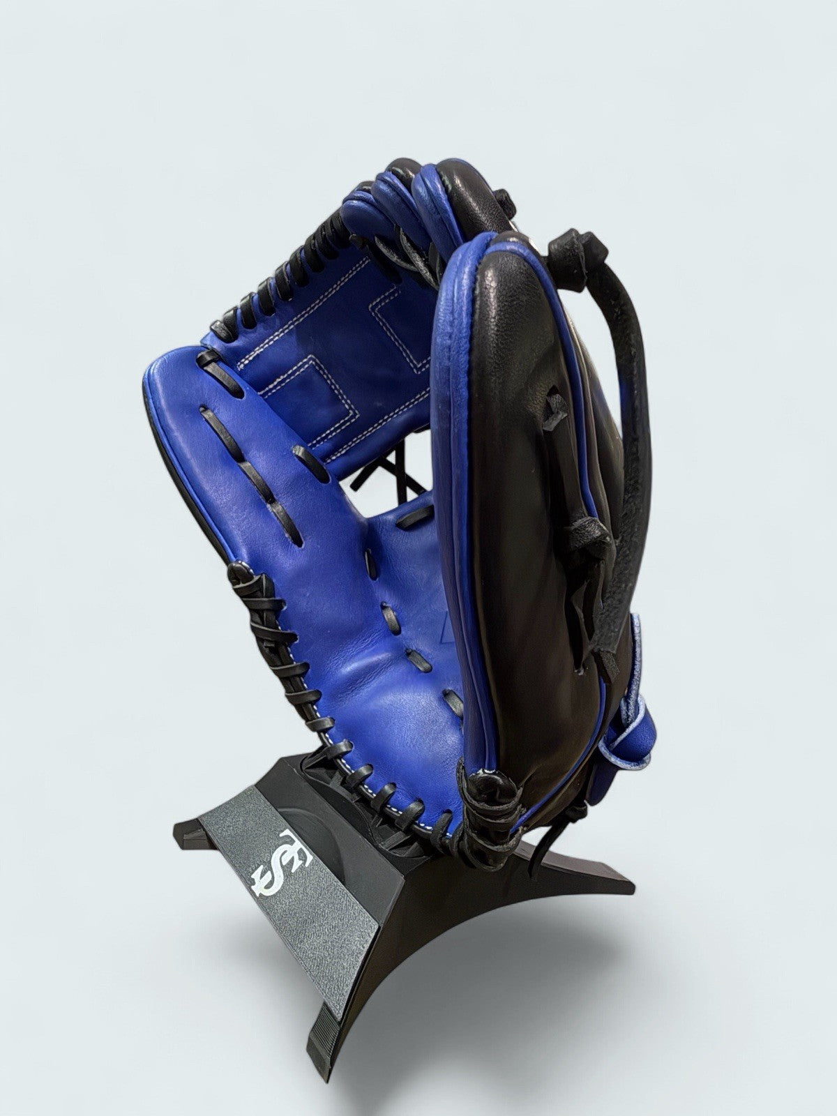 SACCO 11.75” Japanese Kip Leather Infield Glove RHT New w/o Tags -  Blue & Black