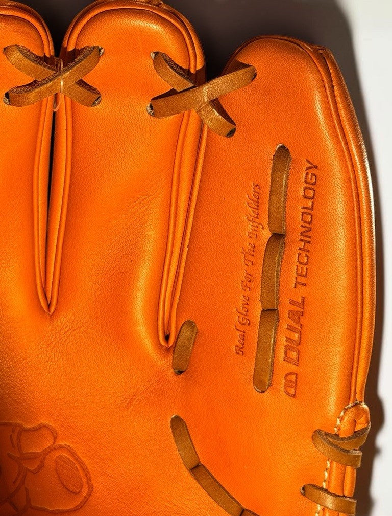 Wilson Staff DUAL Teddy Bear 11.5” Pedroia Fit Infield Glove RHT Japan NWT