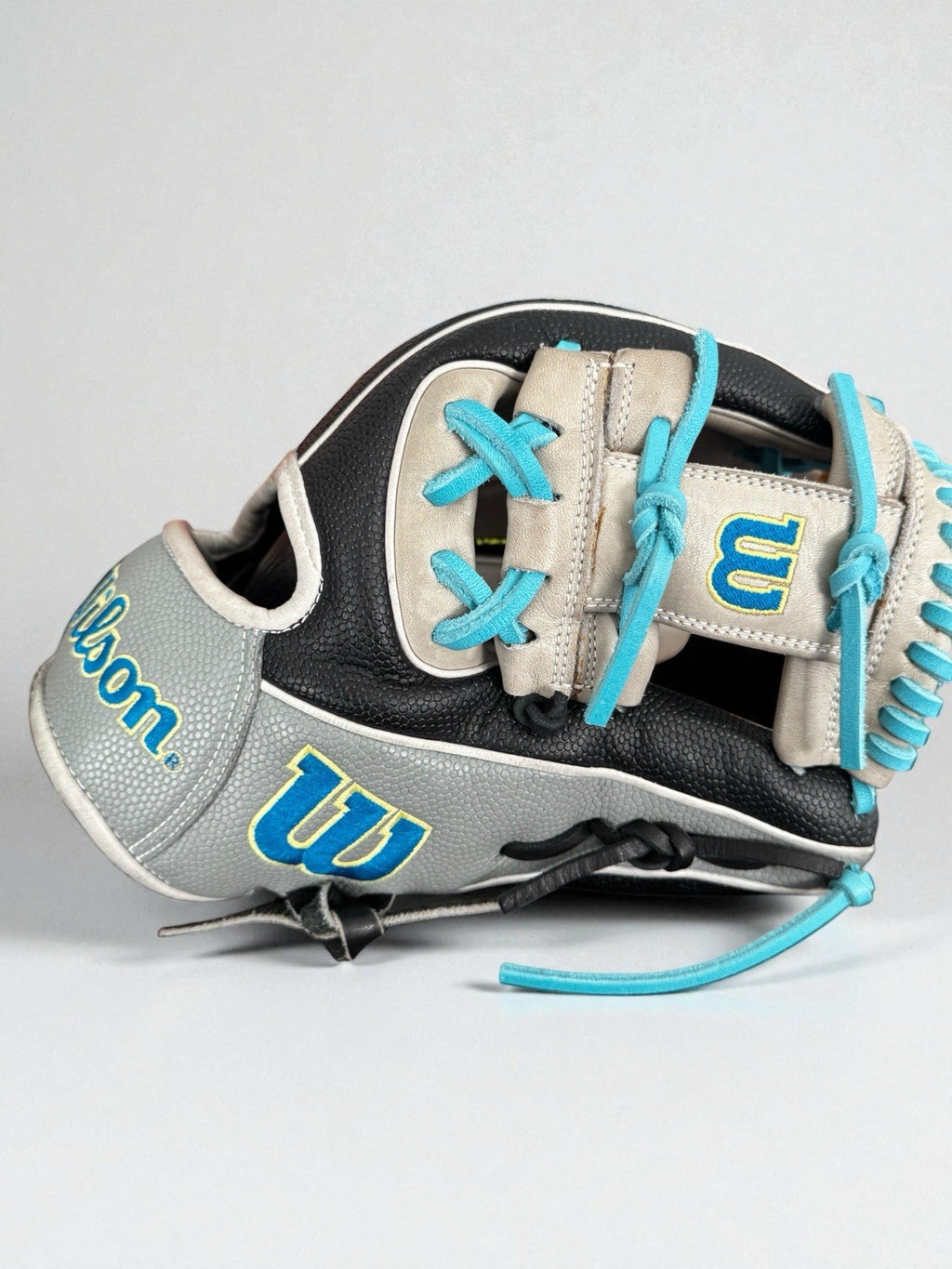 Wilson A2000 1786SS Baseball Glove 11.5" infield RHT - Black