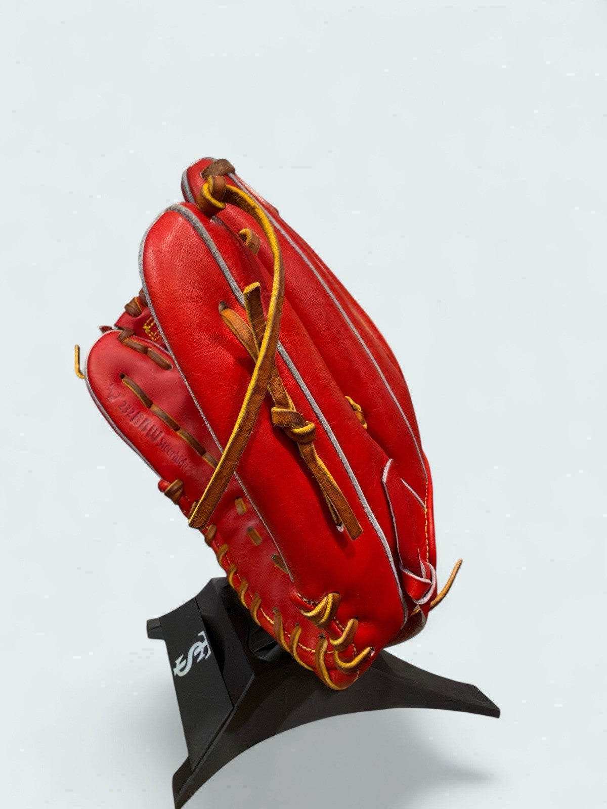 ATOMS True Pride Custom Order Baseball Glove 232BBW 11.5” Japan Made Infield RHT