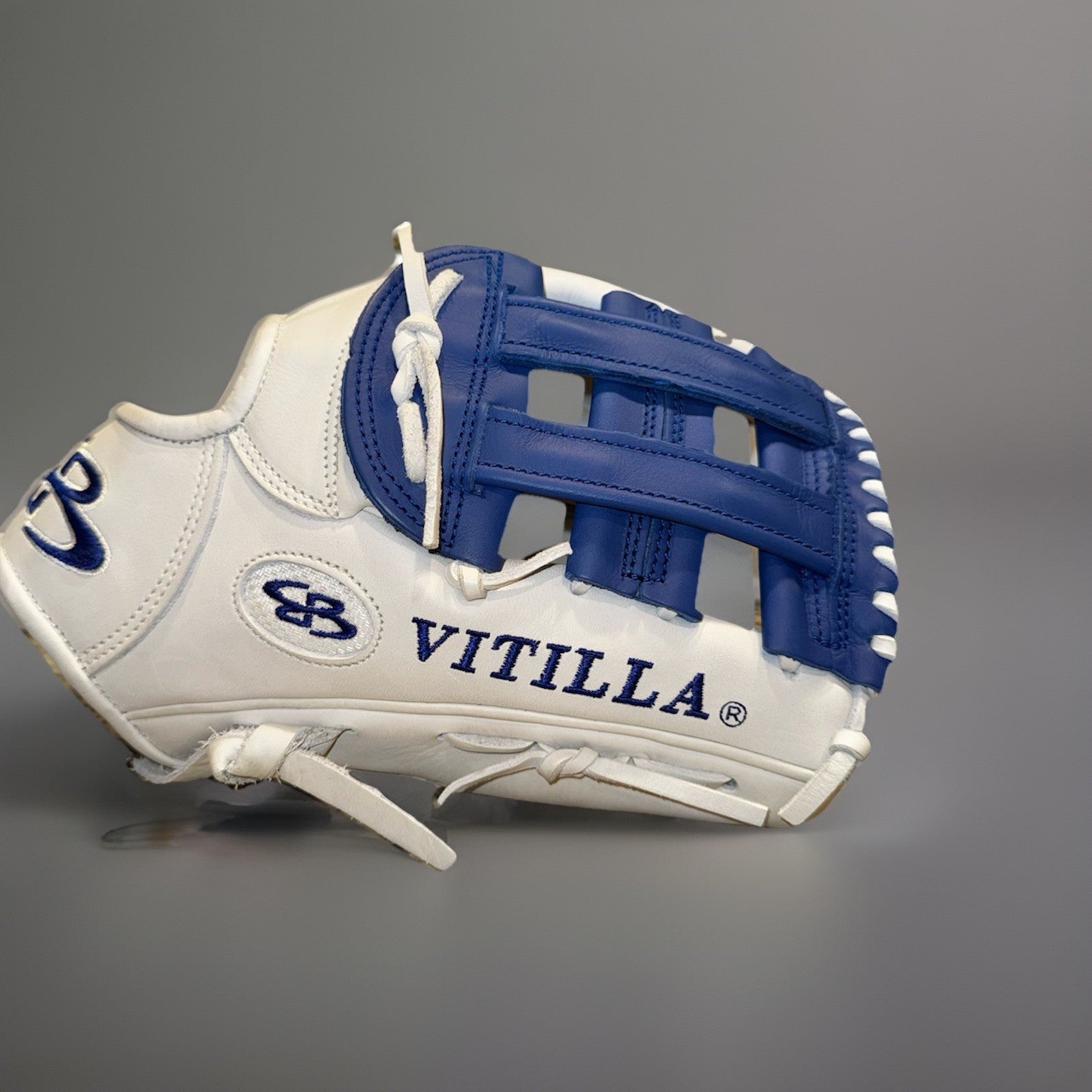 Boombah Vitilla RHT 11.5” White/Blue - H-Web Glove – Dominican Style!