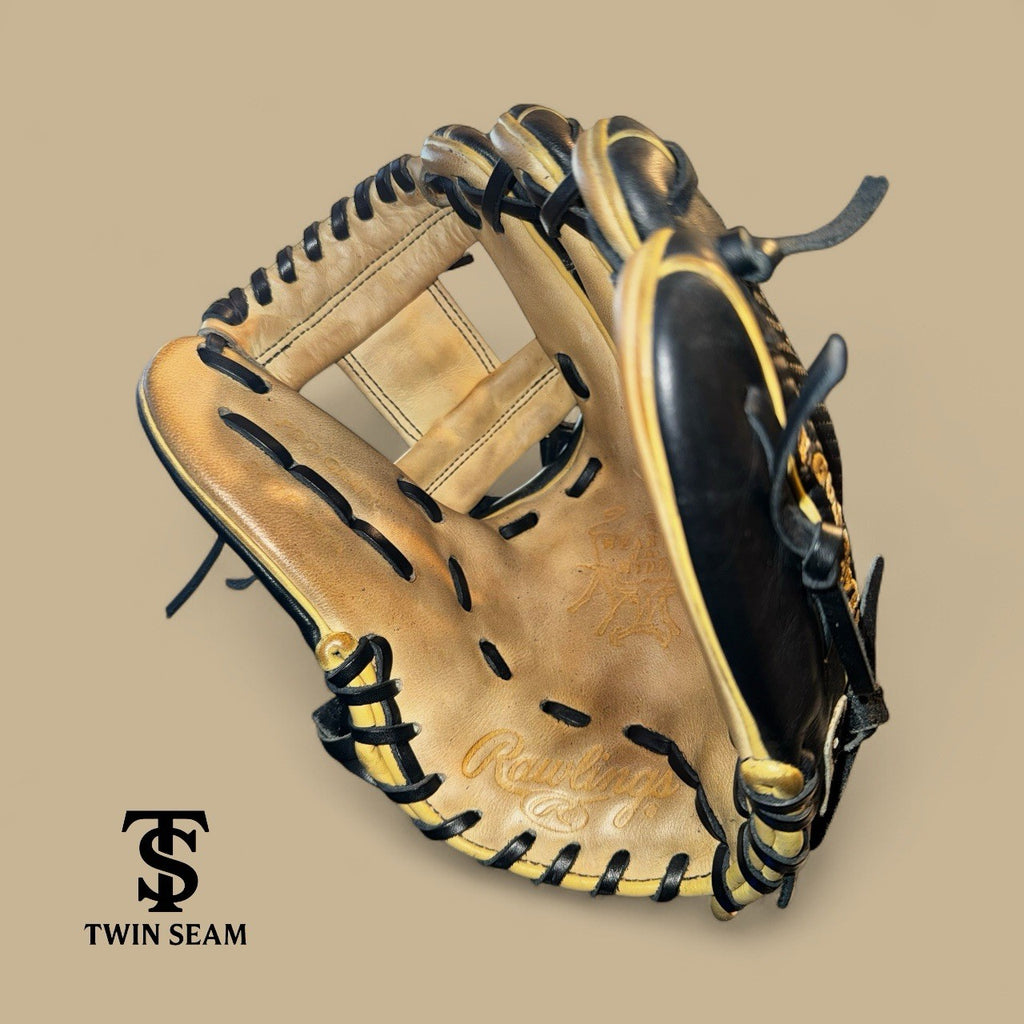 Rawlings Heart Of The Hide PRO204-2CBC - RHT - 11.5”. Carbon Fiber / Black/Gold