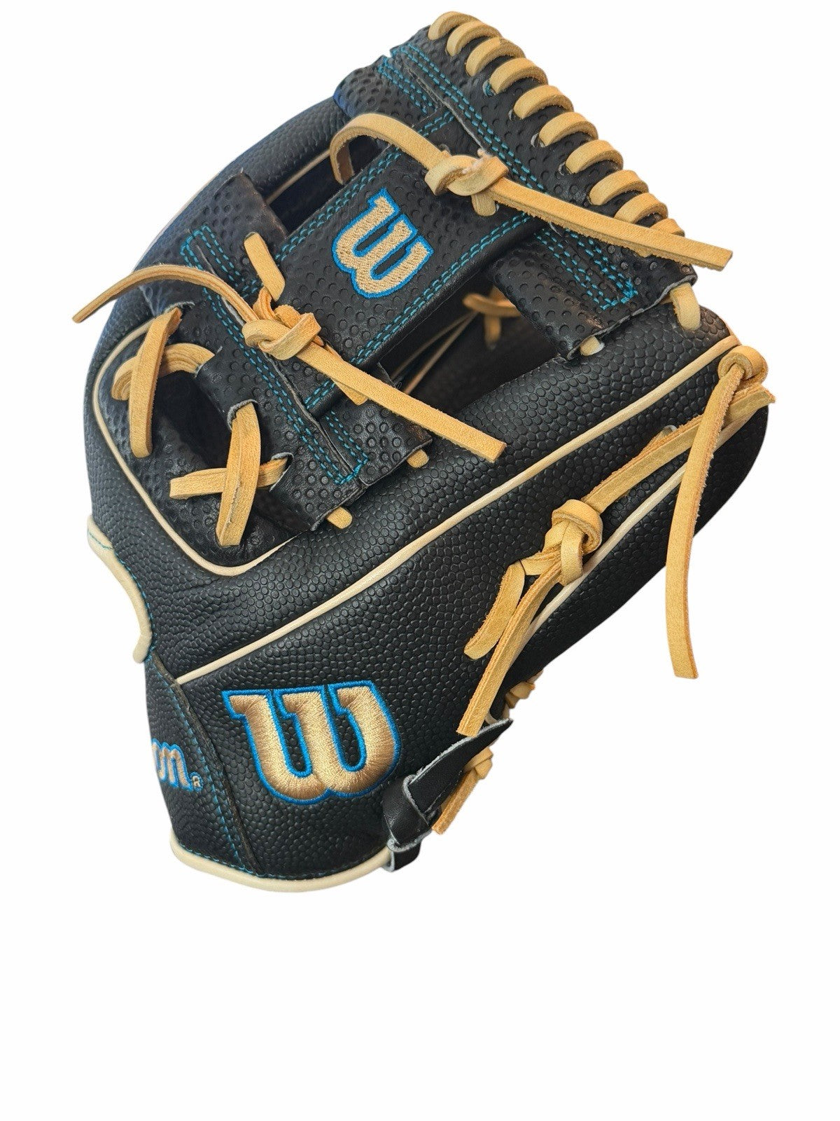 Wilson A2000 DP15 11.5" - Game-Ready Beast