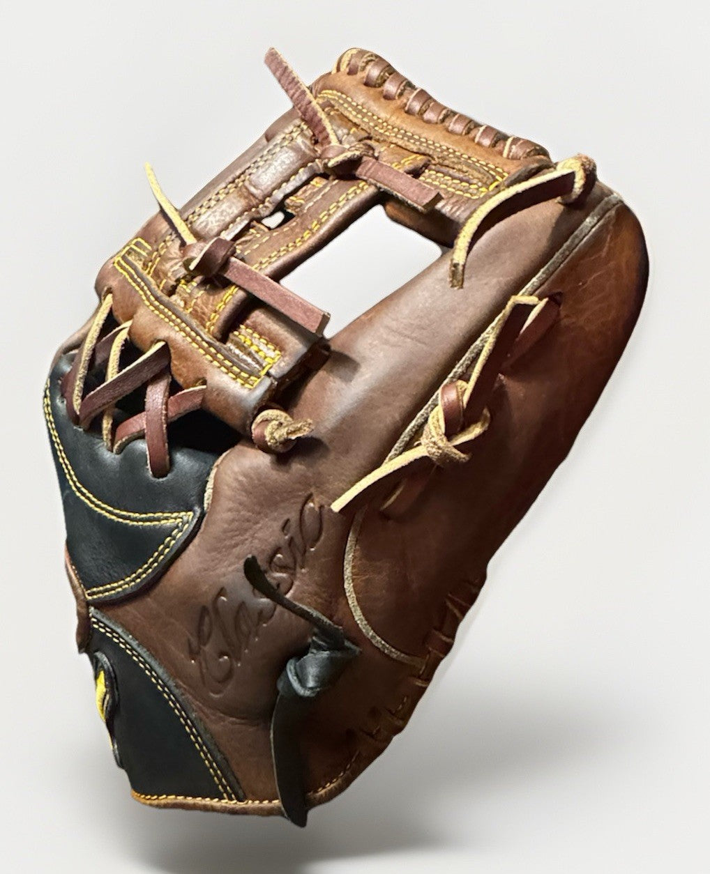 Mizuno Classic Pro Soft GCP66S2 11.5” Baseball Glove -RHT - Premium Leather