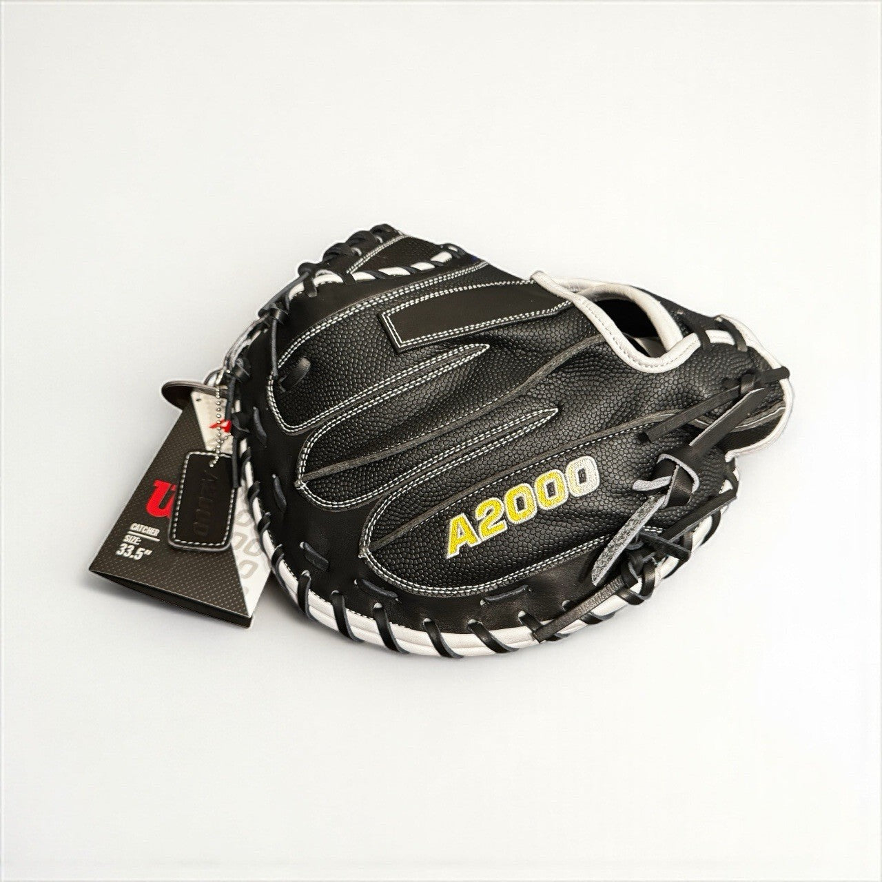 Wilson A2000 SuperSkin M1D Spin Control 33.5" Catcher's Mitt: WBW100995335