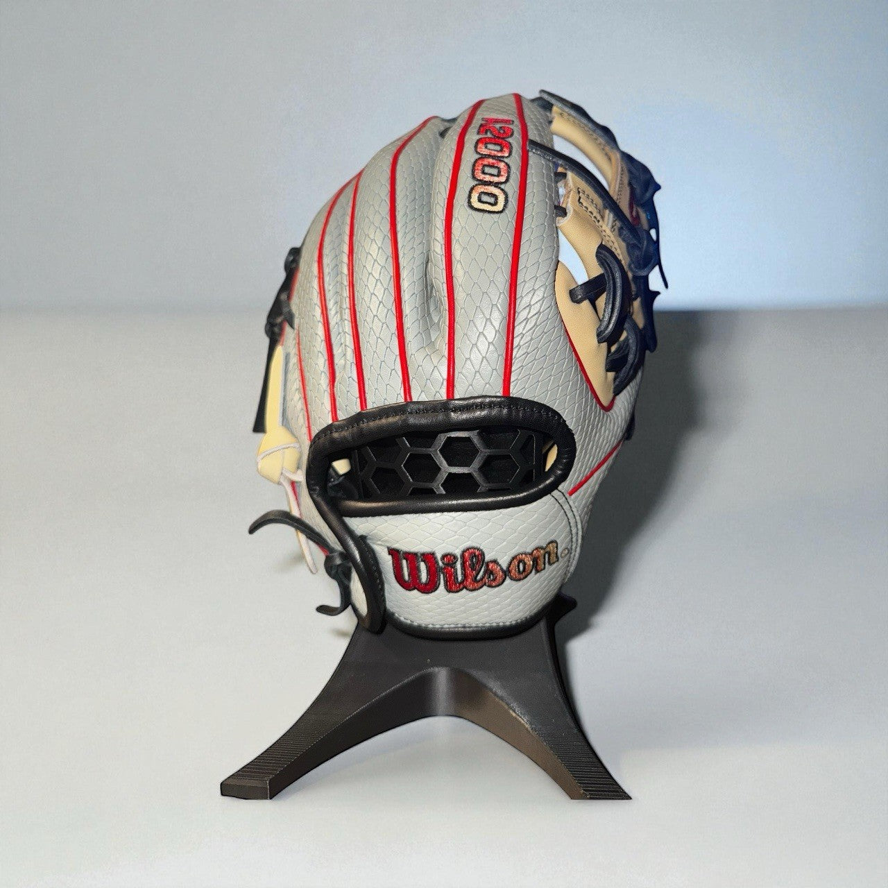 WILSON A2000 PF88 PRO STOCK BASEBALL GLOVE 11.25" - RH $329.99 Retail