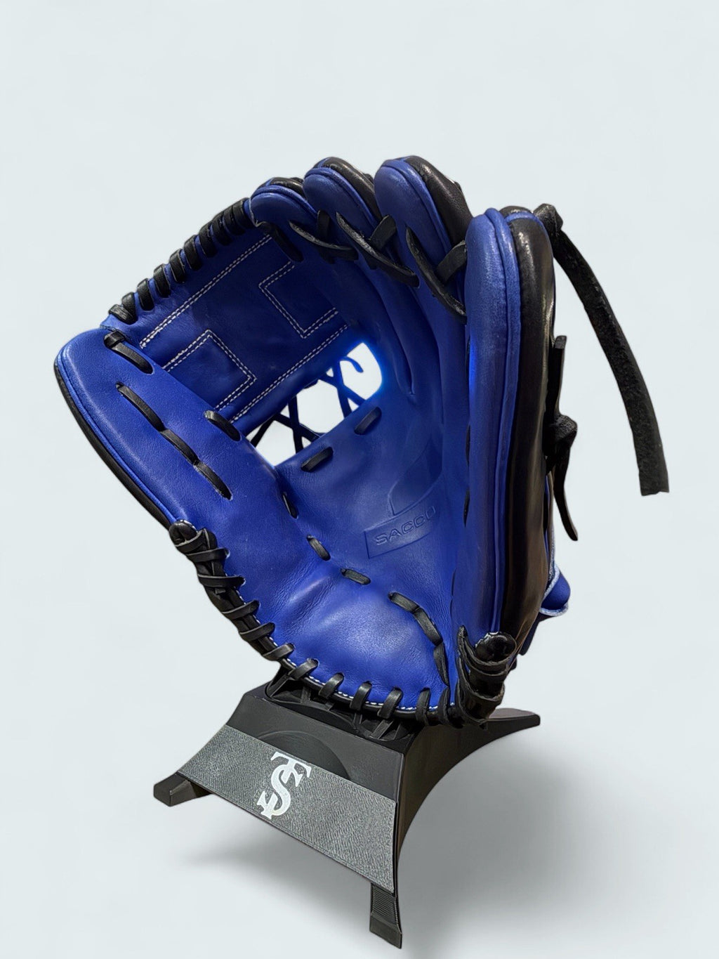 SACCO 11.75” Japanese Kip Leather Infield Glove RHT New w/o Tags -  Blue & Black