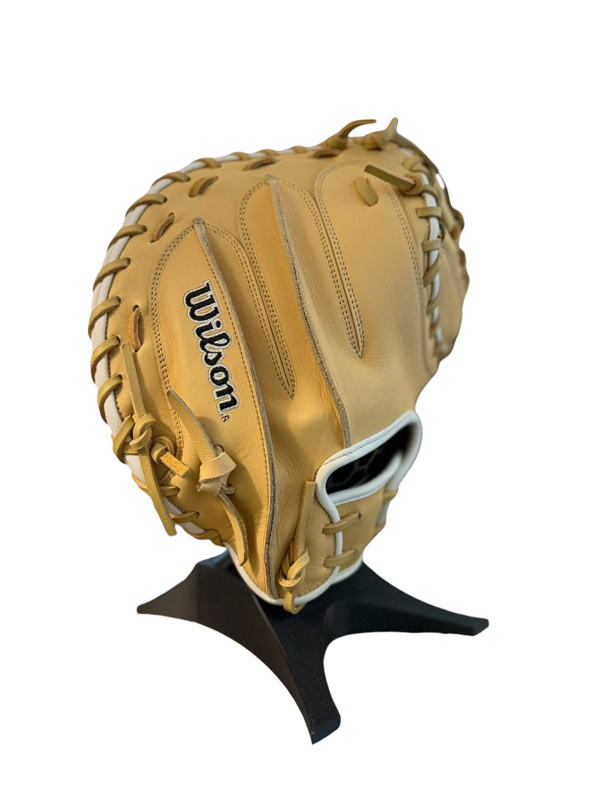 🔥 Wilson A1000 Blonde CM33 33" Catcher’s Mitt – NEW!