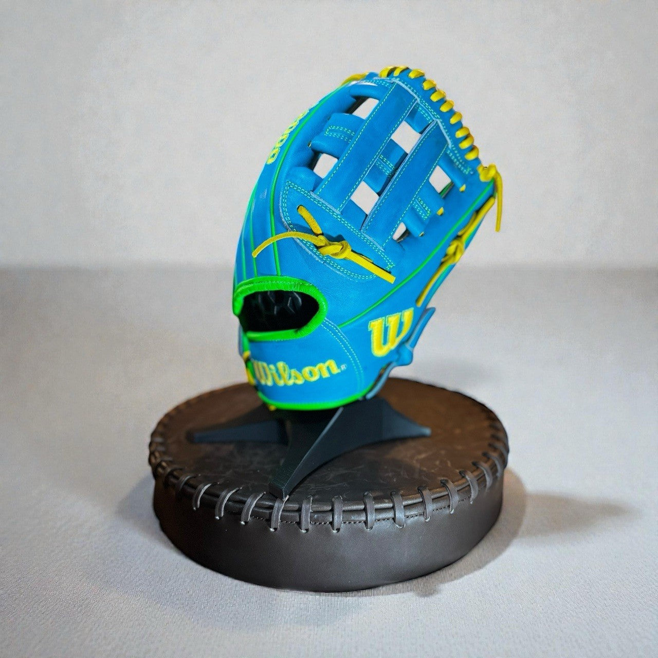 Wilson A2000 PP05 11.5” – Elly De La Cruz Design – Brand New w/ Tags