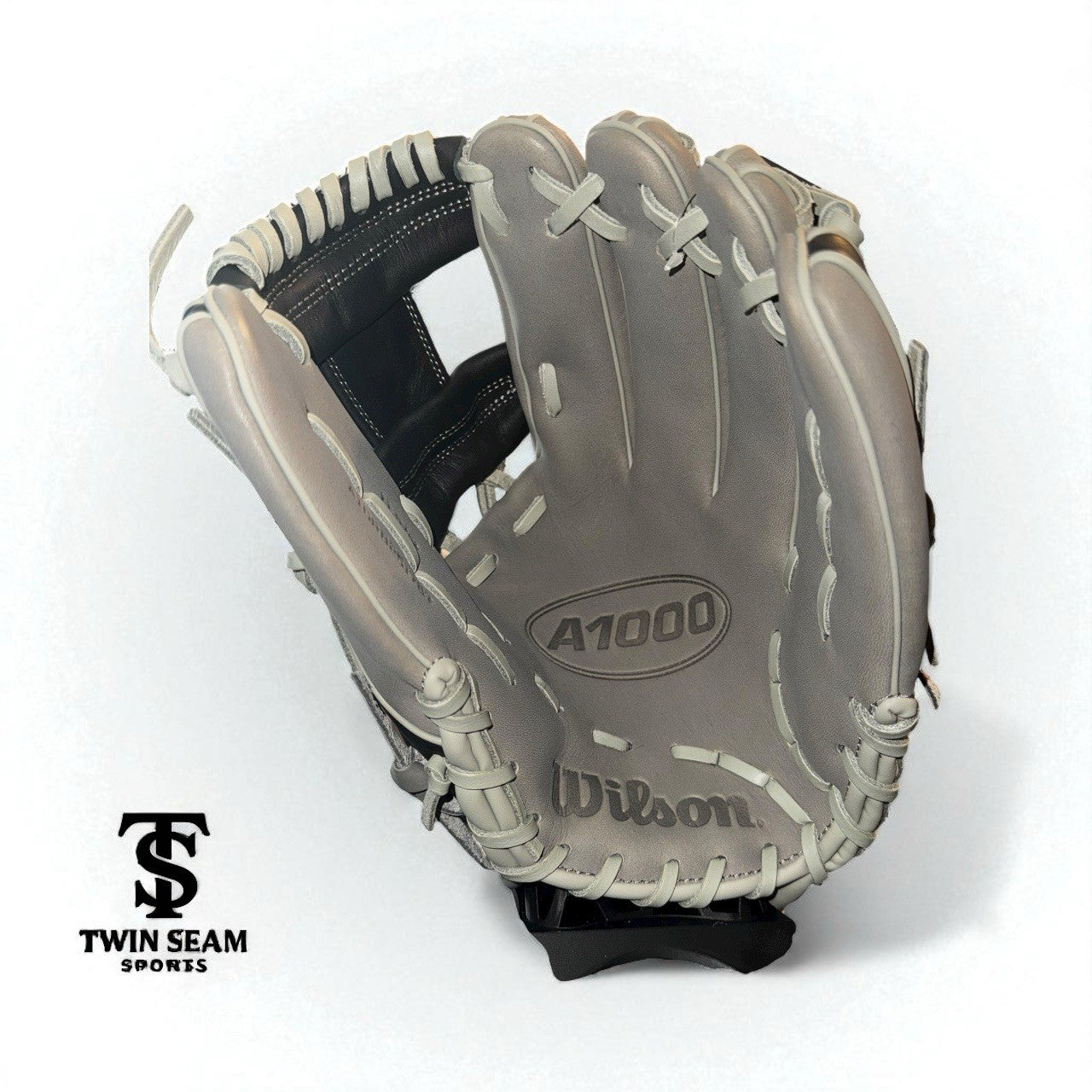 Wilson A1000 11.75” 1787 Infield Baseball Glove – Grey/Black/Red