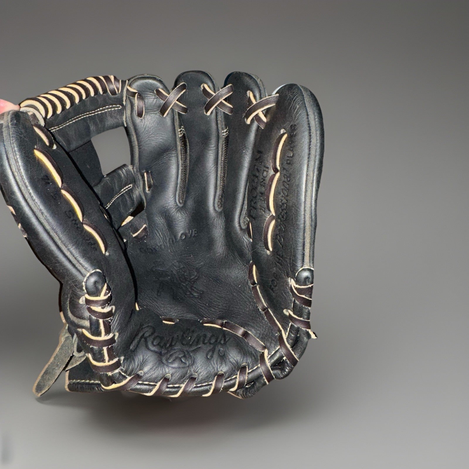 Rawlings Heart Of The Hide Glove Infielder RHT Mitt 11.25” Pro Mesh PRO217M