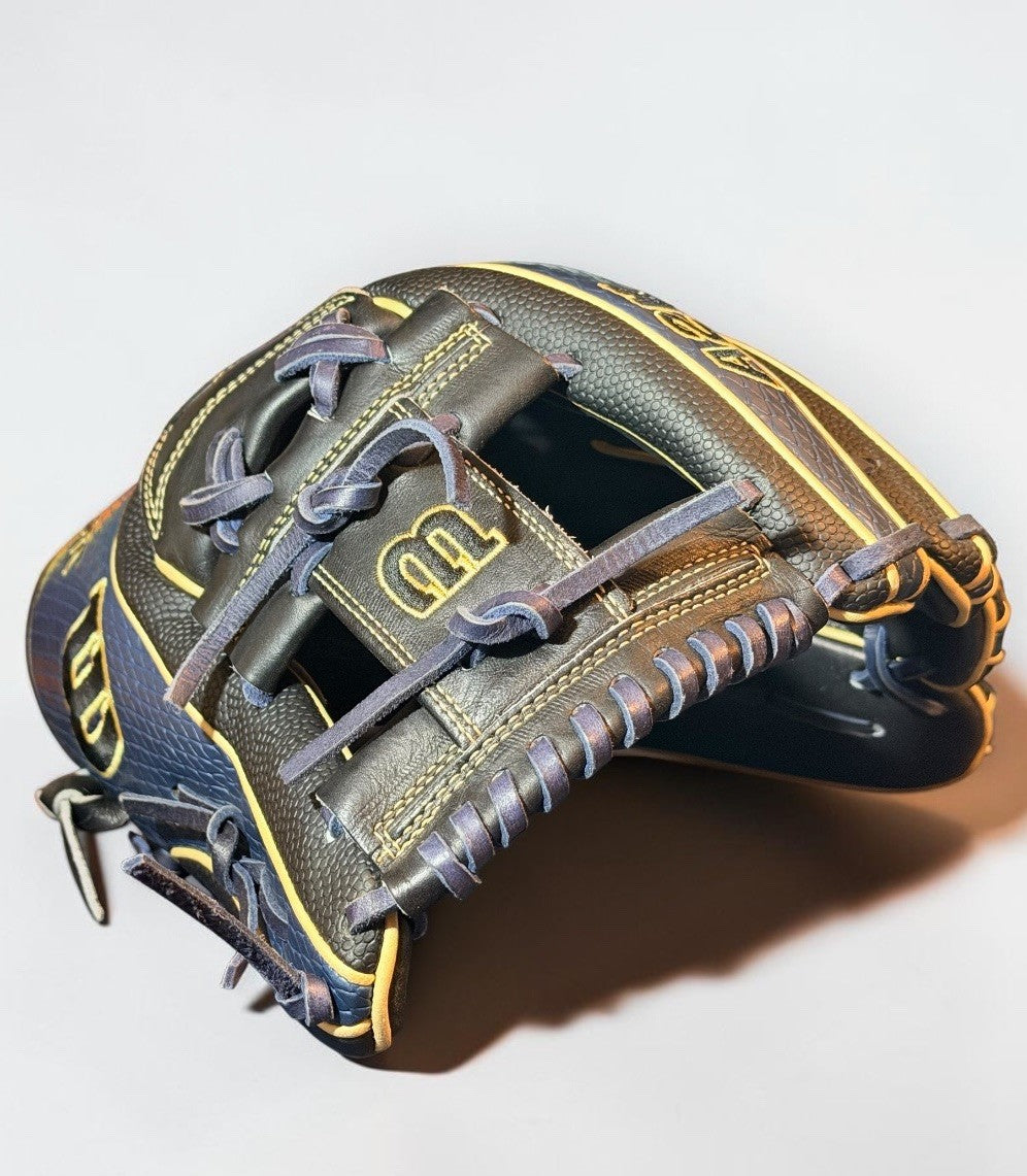Wilson A2K 1723 11.75” Infield Glove RHT Blue Snakeskin Black Made in Japan