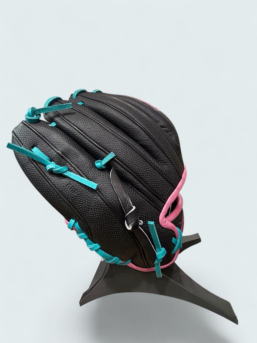 Wilson A2000 1786 Spin Control SuperSkin 11.5” Black Pink Teal RHT NWT