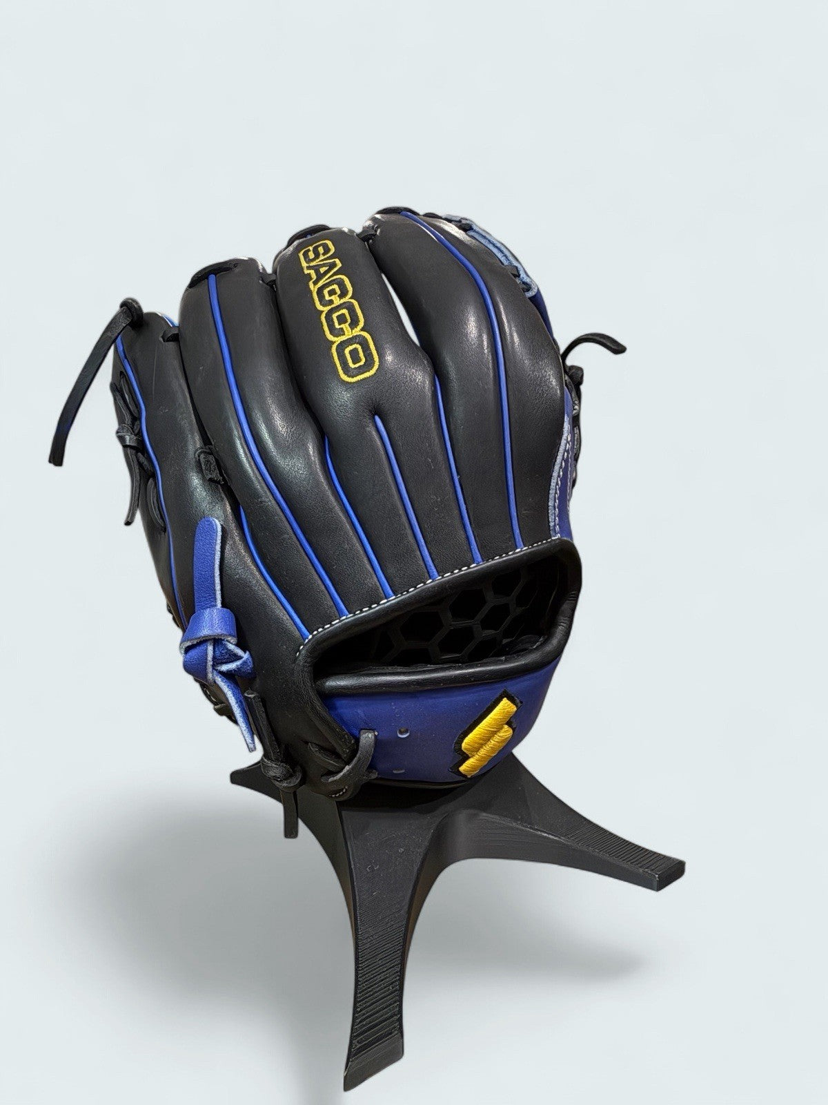 SACCO 11.75” Japanese Kip Leather Infield Glove RHT New w/o Tags -  Blue & Black