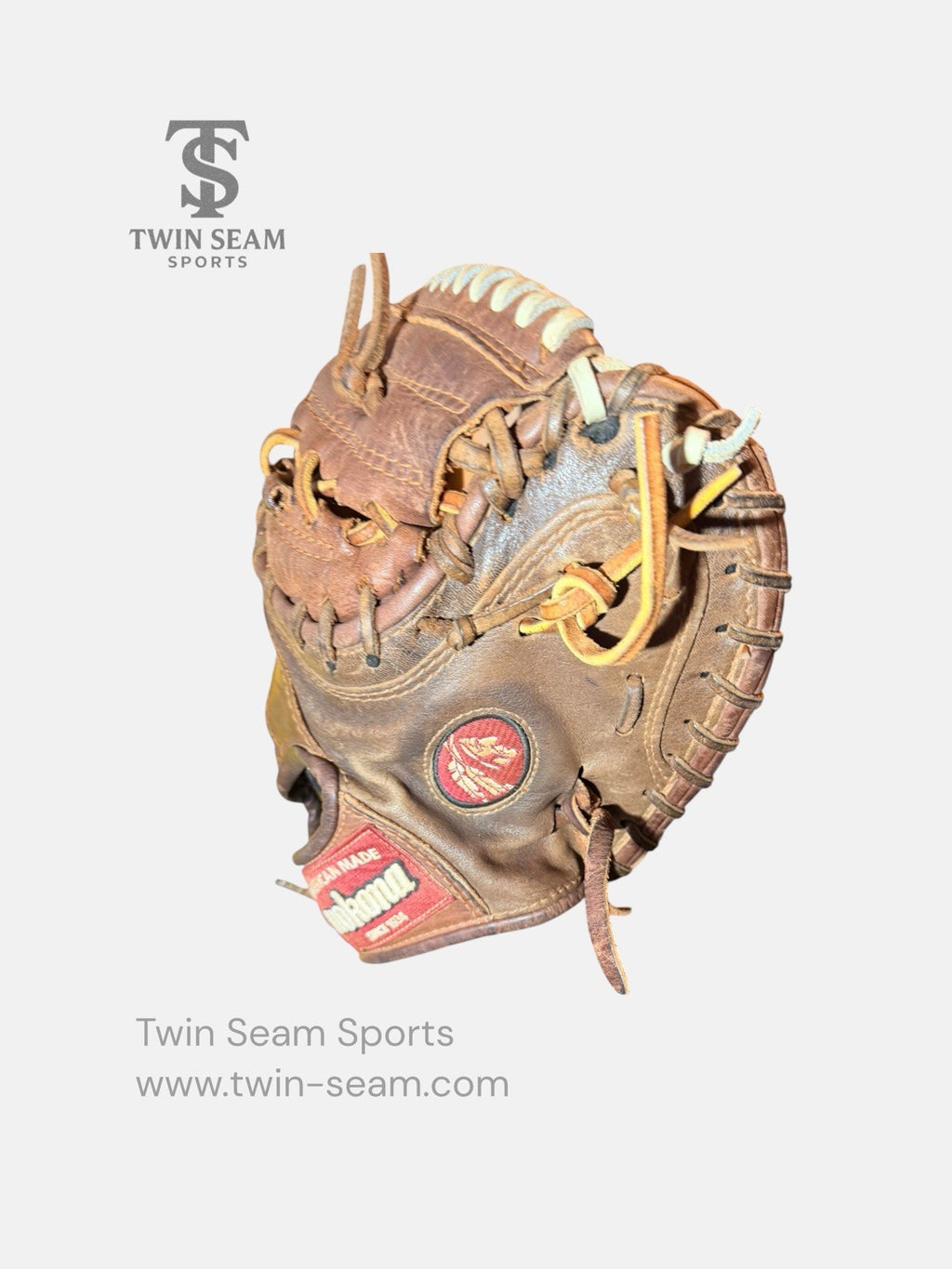 Nokona X2 Elite 3300 RHT Baseball Catcher’s Mitt USA Made Needs Web Repair