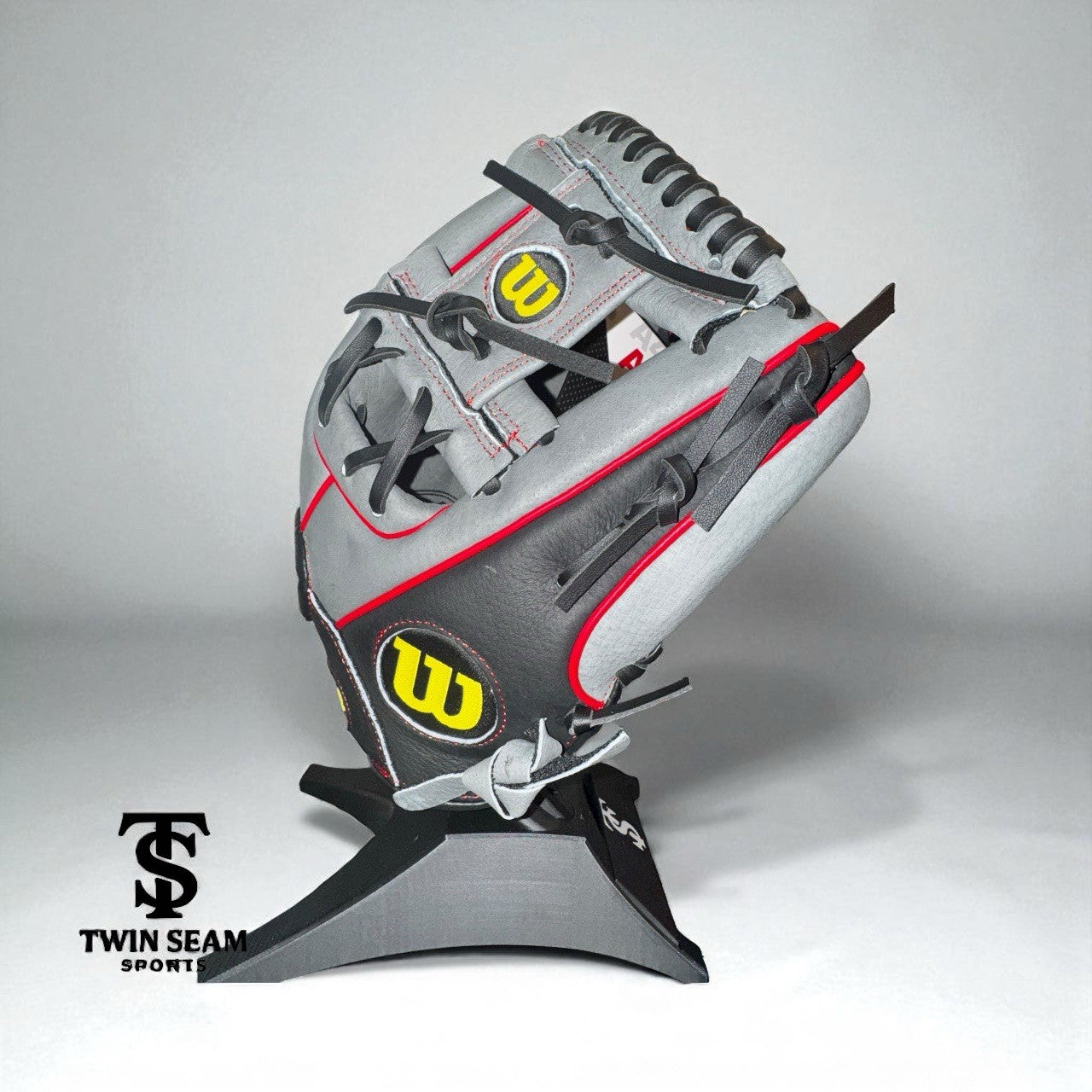 Wilson A450 11.5" Infield Baseball Glove - Grey / Black / Red - Youth / Teen
