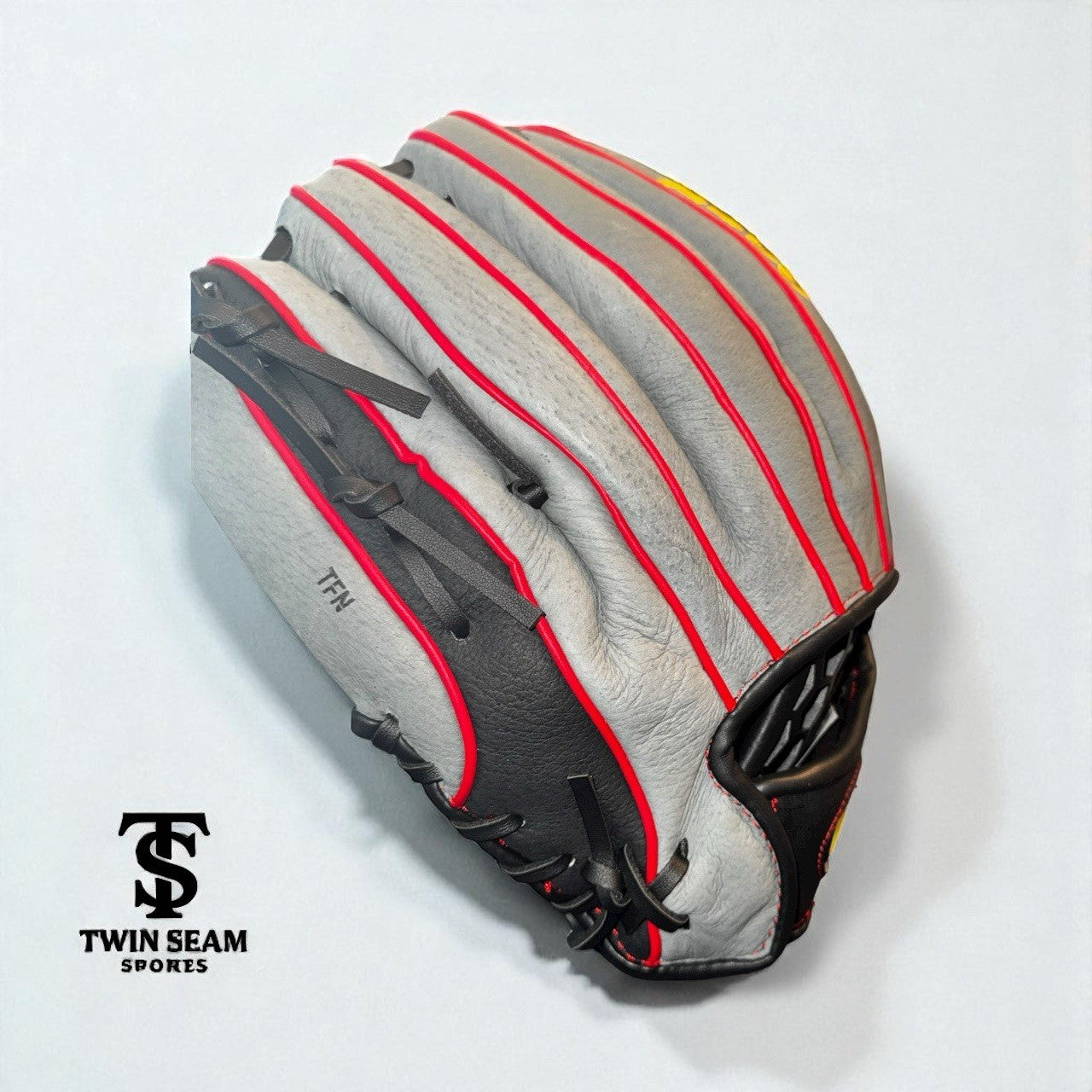 Wilson A450 11.5" Infield Baseball Glove - Grey / Black / Red - Youth / Teen