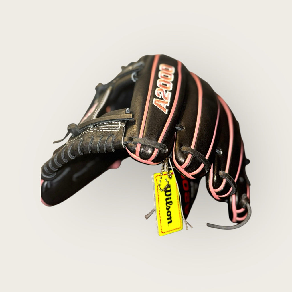 🌟 Wilson A2000 H12 12” Fastpitch Softball Glove – Black/Pink/White 🌟